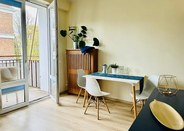 Blue Moon - Heweliusz, Old Town Gdańsk